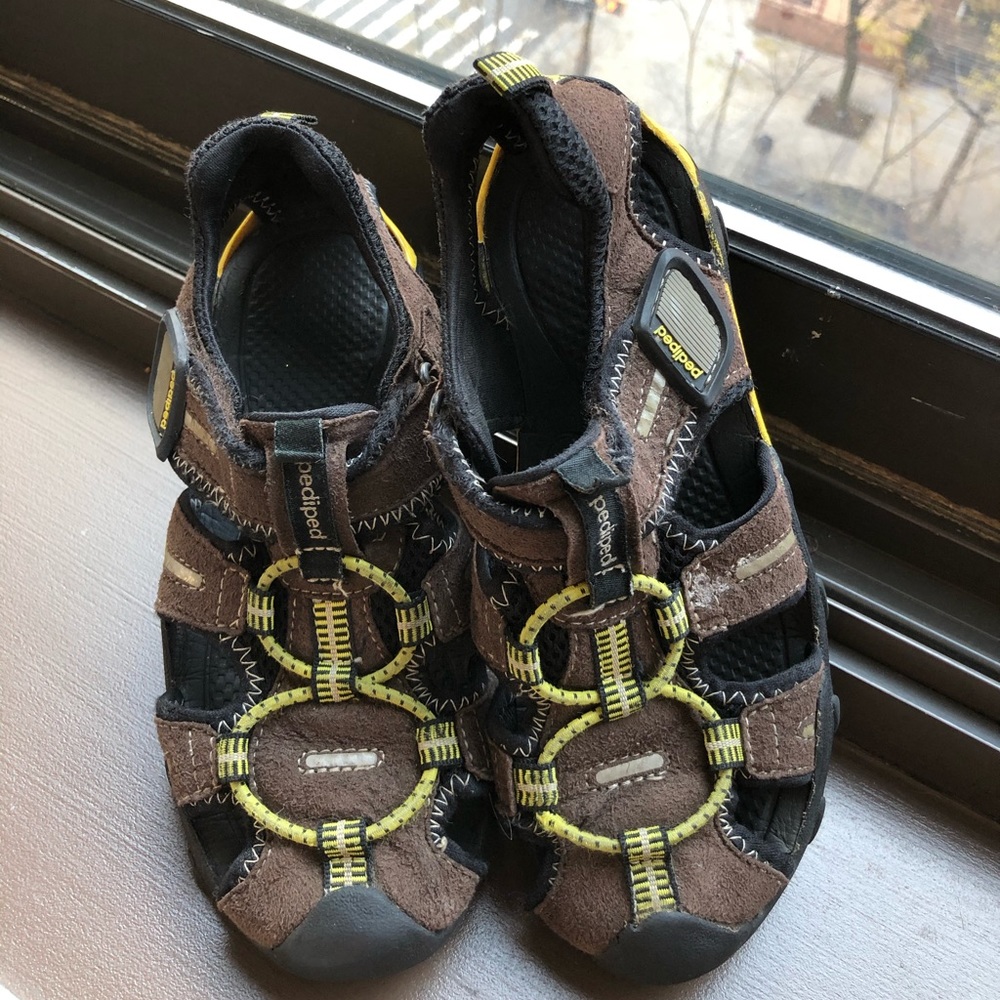 Pediped boys flex sandals size 13-13.5